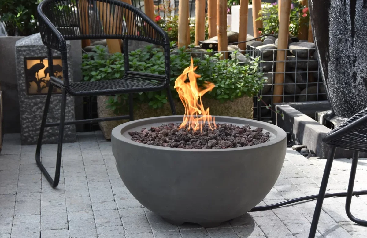 Fire Pit or Outdoor Fireplace: Igniting the Debate for Your Backyard Bliss